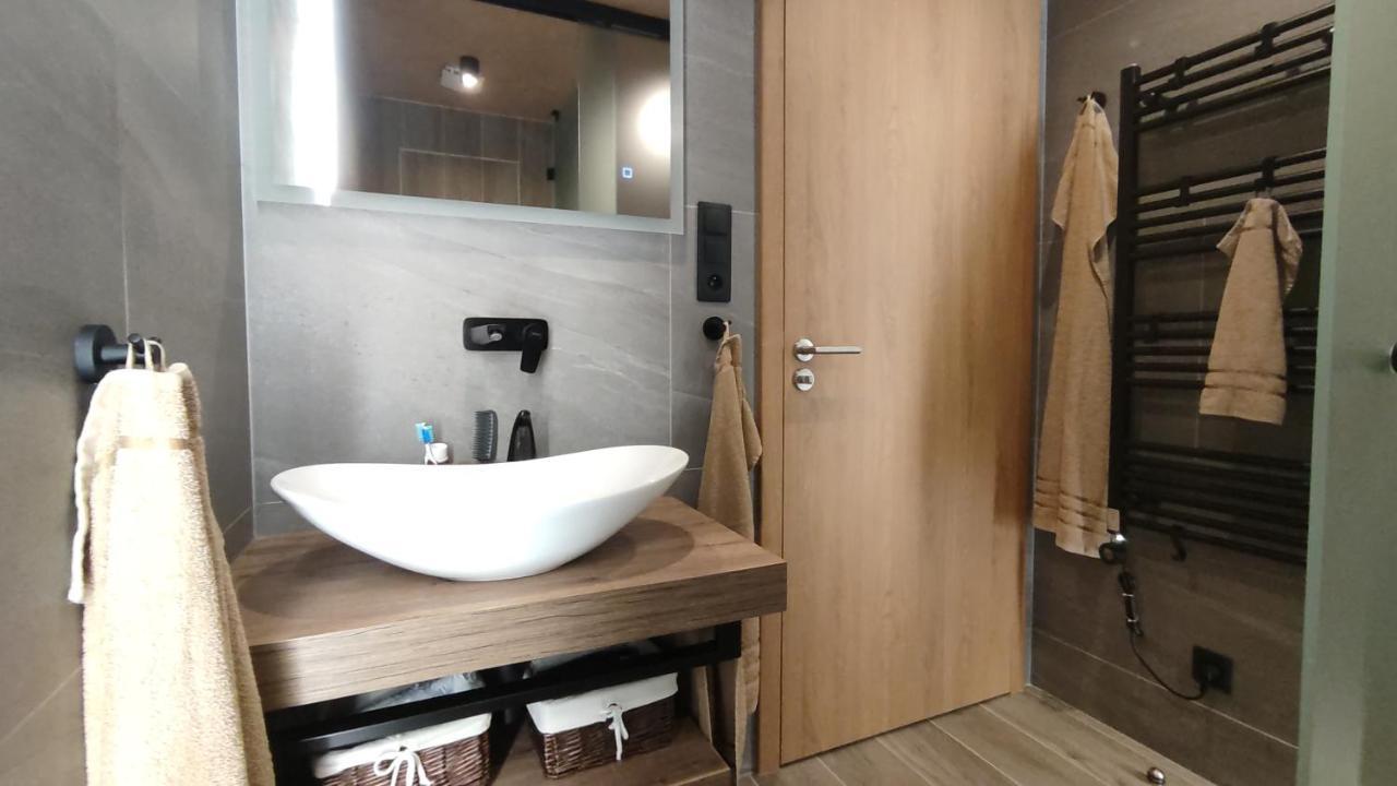 Apartman S Vyhladom Na Stity Ovruc 312 Štrbské Pleso Zewnętrze zdjęcie